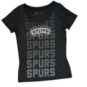 San Antonio Spurs Women’s Tshirt Medium? NBA Basketball Gray Logo Short Sleeve